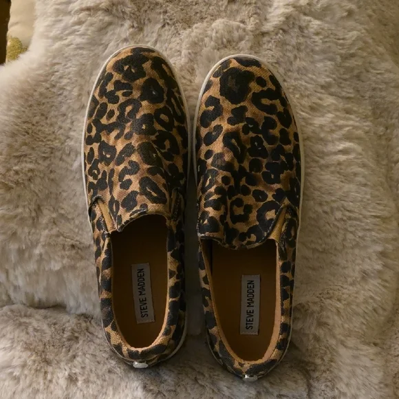 EUC Steve Madden Animal Print Slip-On Shoes-Size 10 - Picture 2 of 4